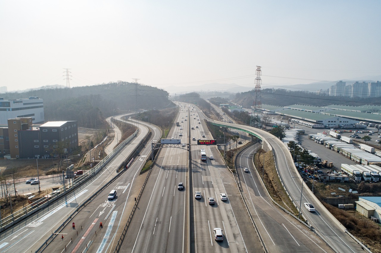 广东省各市基建排行与发展态势分析